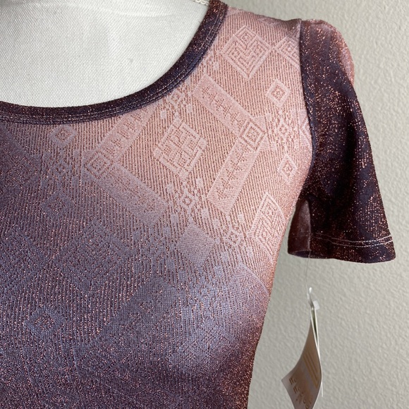 LuLaRoe Amelia - Picture 2 of 5